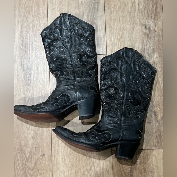 Corral Women’s Black Western Leather Boots with Sequin Inlay size 7 - Picture 9 of 11